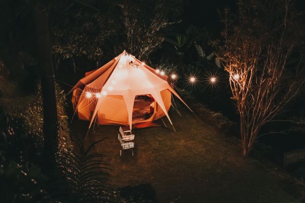 Expérience camping tout inclus : qu'attendre de ses vacances ?